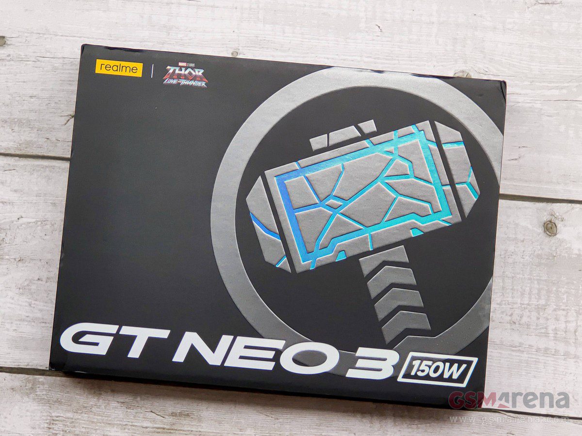 Realme GT Neo 3 150W Thor Love and Thunder Limited Edition hands-on